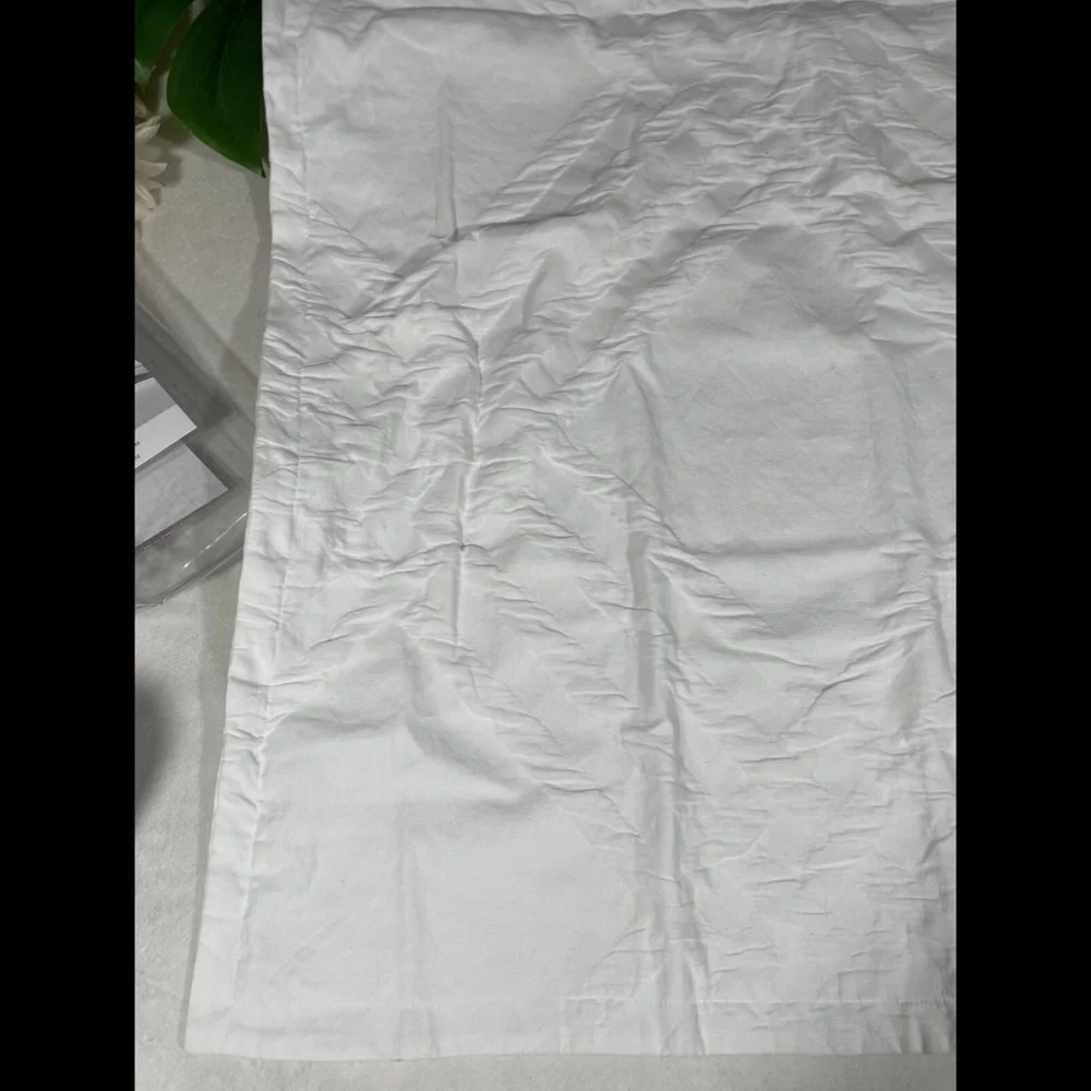 NIB Hotel‎ Collection Locked Geo (1) Euro Sham